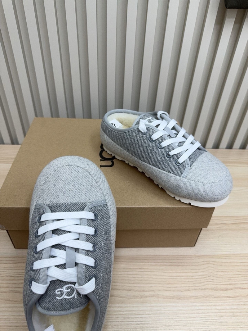 Ugg Flat Shoes